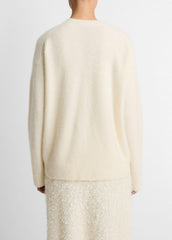 VINCE | Plush Cashmere Crew Neck Sweater in Crew Neck - OFF WHITE
