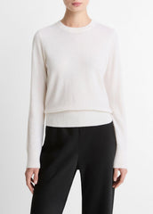 VINCE | Cashmere Crew Neck Sweater in Crew Neck - OFF WHITE