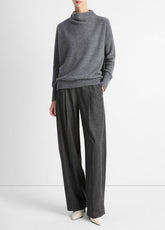 VINCE | Plush Cashmere Funnel-Neck Sweater in Turtleneck - HEATHER GRAPHITE