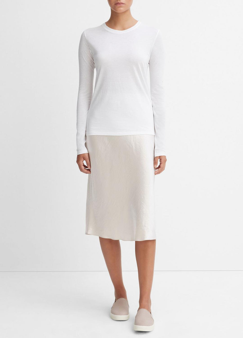 VINCE | Essential Long Sleeve Crew Neck T-Shirt in Long Sleeve - OPTIC WHITE