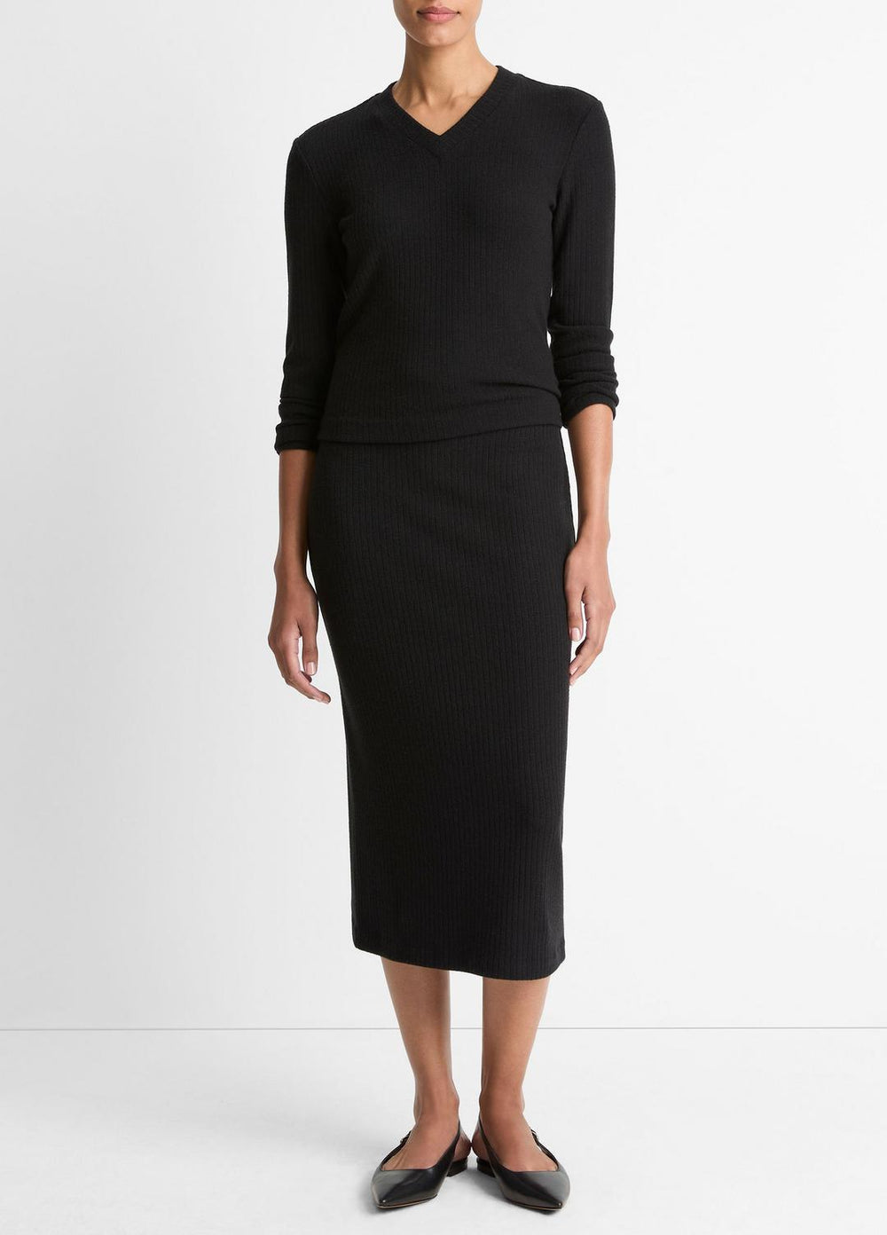 VINCE | Cozy Rib Midi Skirt in Skirts - BLACK
