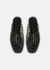 VINCE | Barcelona Jelly Sandal in Sandals - BLACK