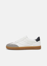 VINCE | Oasis Leather Sneaker in Sneakers - CHALK WHITE