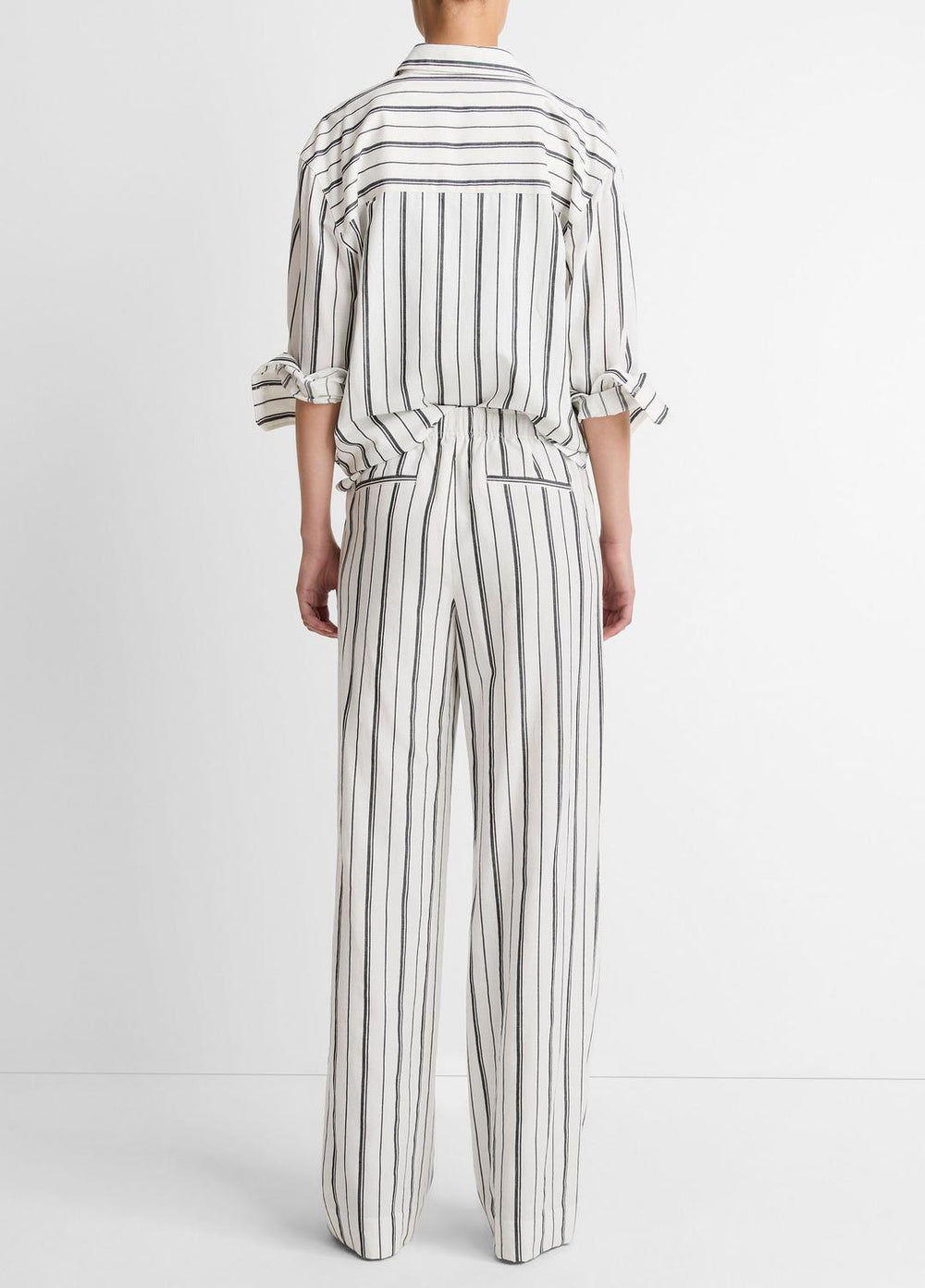 VINCE | Resort Stripe Pull-On Pant in Wide Leg - WHITE/BLACK