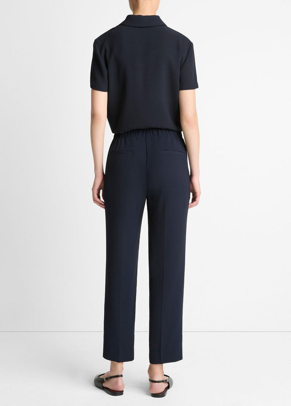 VINCE | Crepe Tapered Pull-On Pant in Trousers - COASTAL BLUE