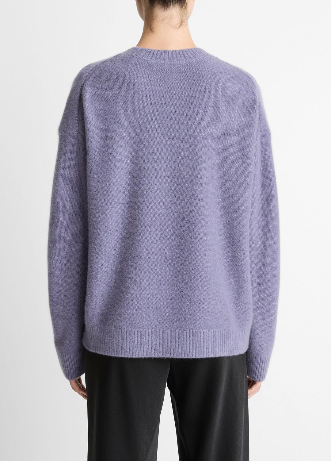 VINCE | Plush Cashmere Crew Neck Sweater in Crew Neck - MAUVE IRIS