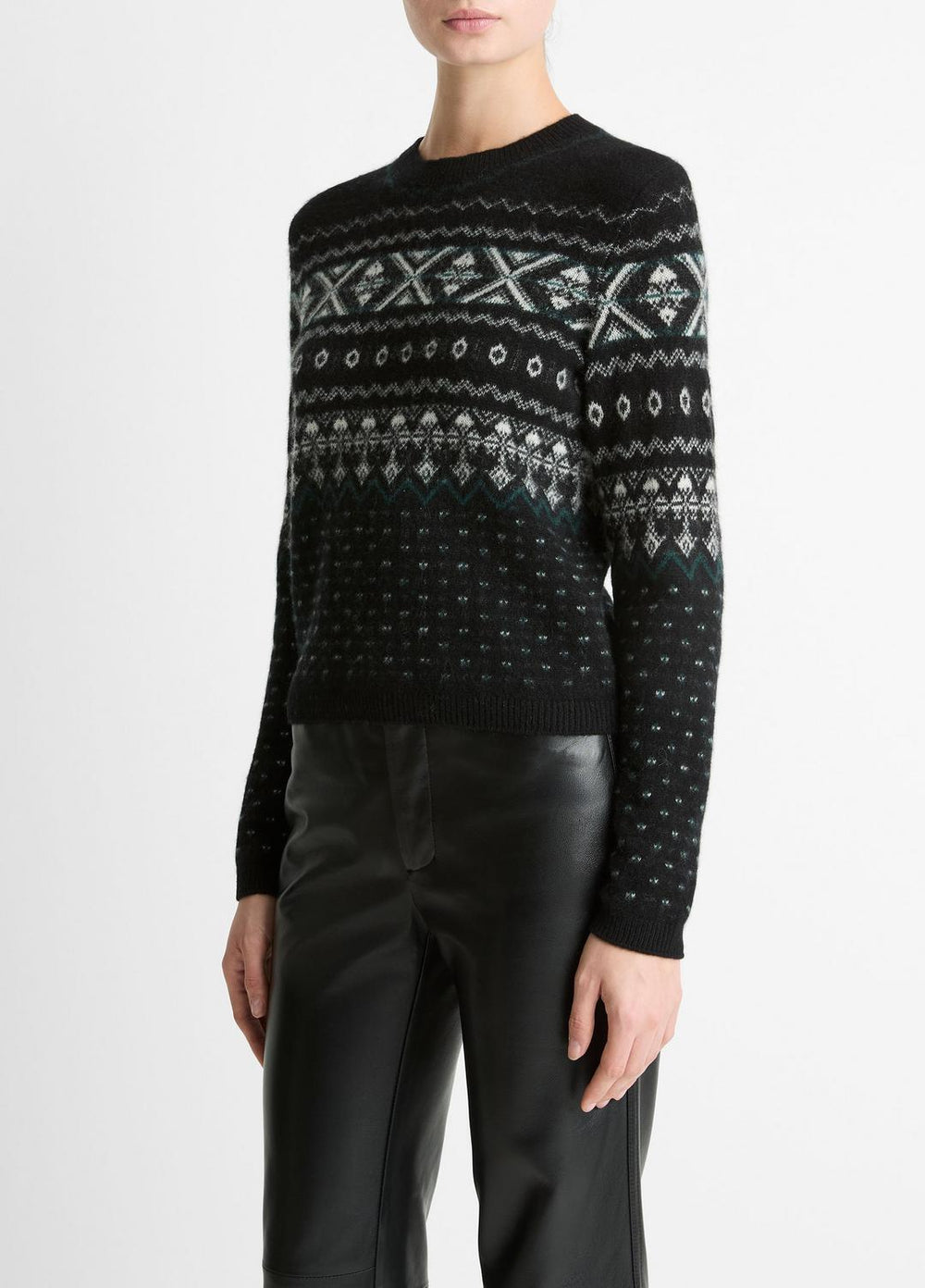 VINCE | Fair Isle Plush Cashmere Sweater in Crew Neck - BLACK/WHITE COMBO