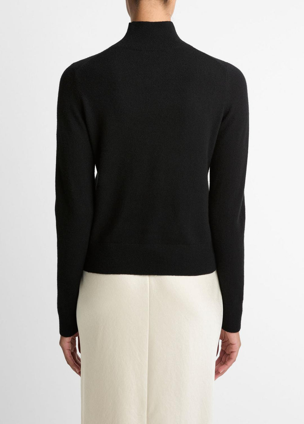 VINCE | Cashmere Turtleneck Sweater in Turtleneck - BLACK