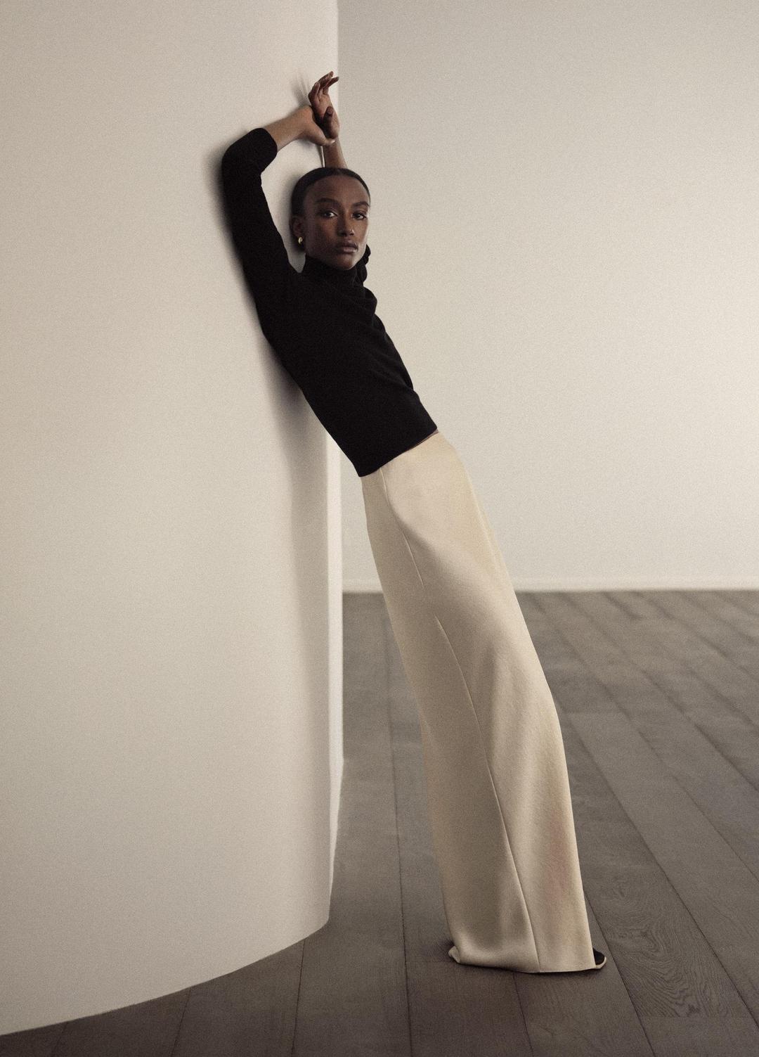 VINCE | Cashmere Turtleneck Sweater in Turtleneck - BLACK
