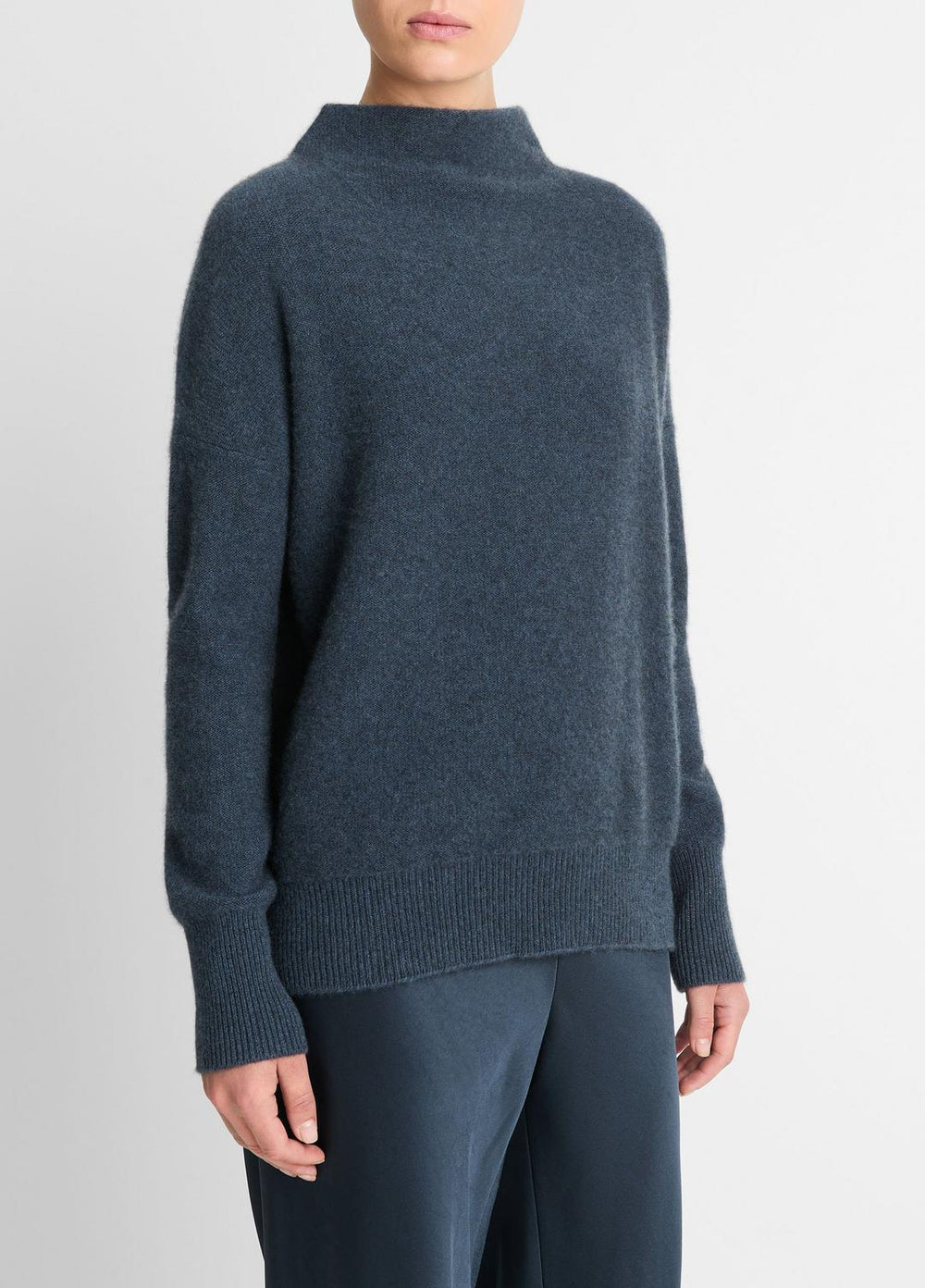 VINCE | Plush Cashmere Funnel-Neck Sweater in Turtleneck - HEATHER TIDE STONE