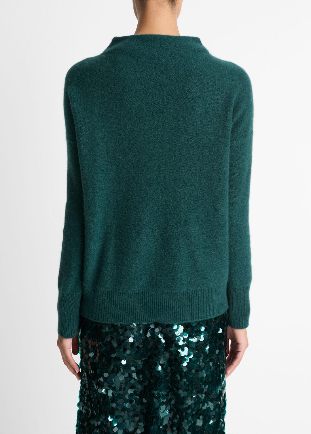 VINCE | Plush Cashmere Funnel-Neck Sweater in Turtleneck - JUNIPER