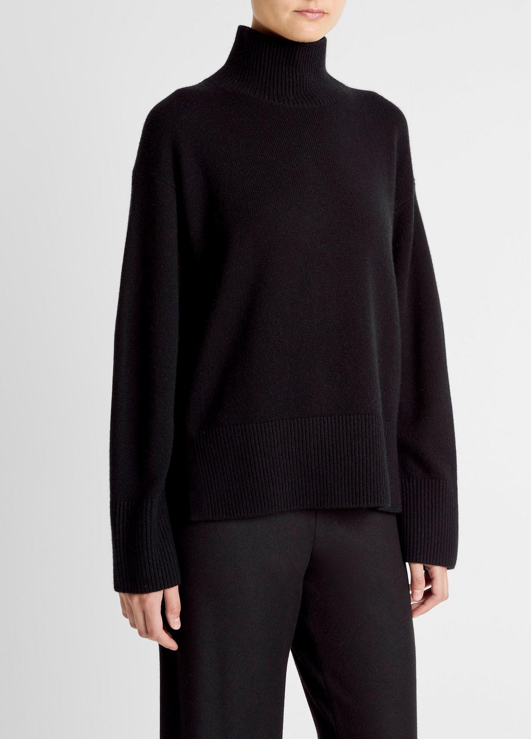 VINCE | Wool-Cashmere Side-Slit Turtleneck Sweater in Turtleneck - BLACK