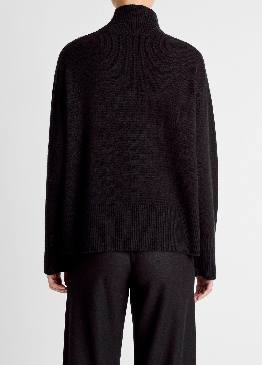 VINCE | Wool-Cashmere Side-Slit Turtleneck Sweater in Turtleneck - BLACK