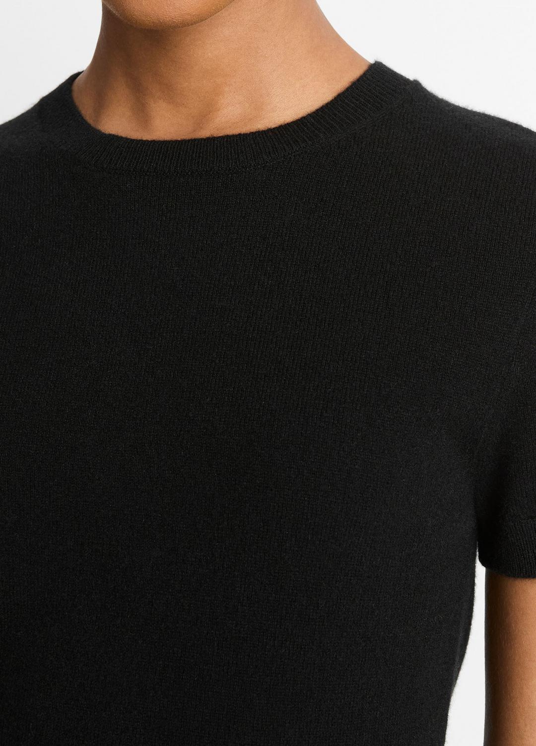 VINCE | Wool & Cashmere-Blend Short-Sleeve Sweater in Crew Neck - BLACK