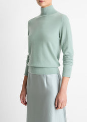 VINCE | Cashmere Turtleneck Sweater in Turtleneck - ALOE STONE