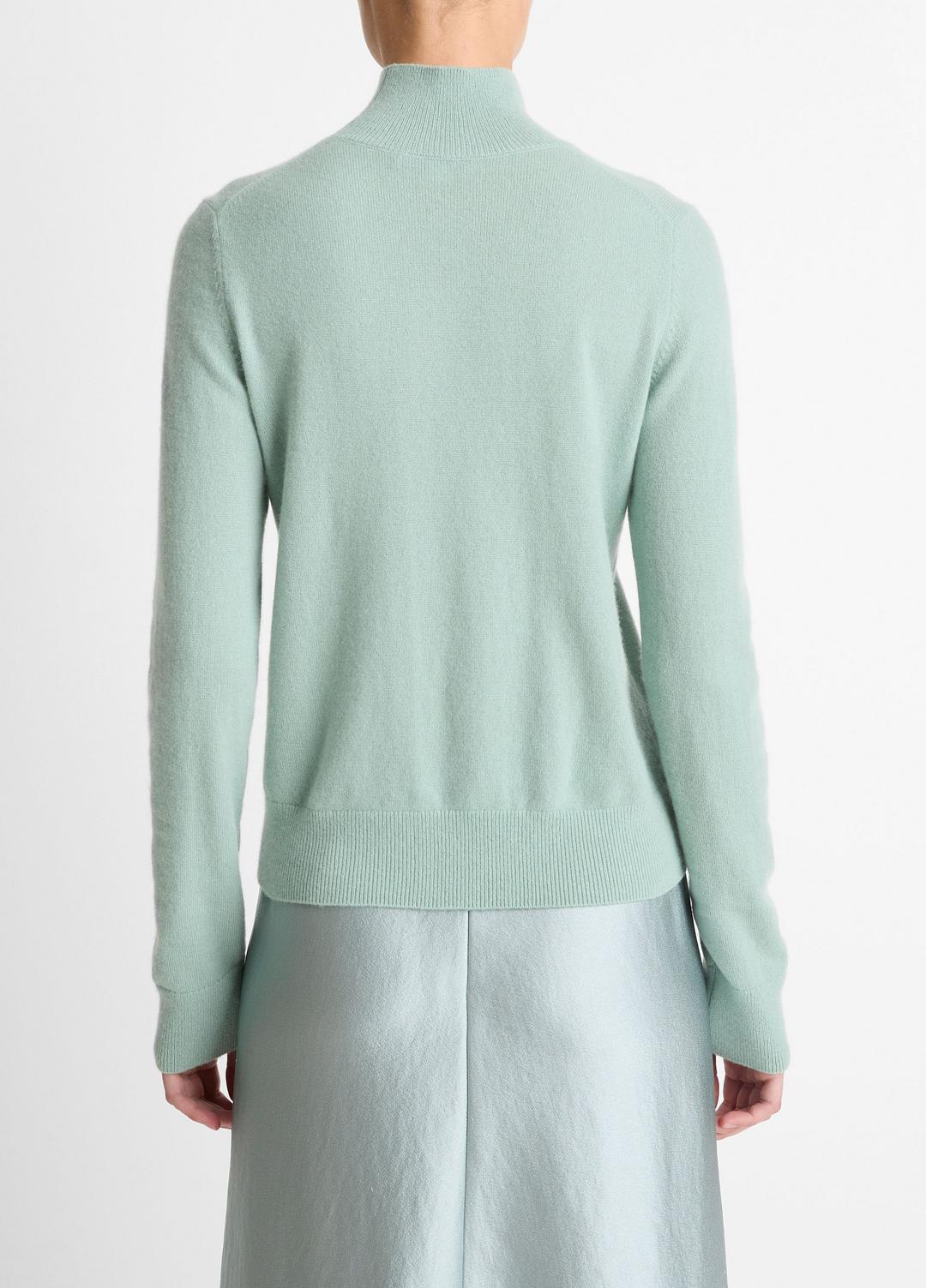 VINCE | Cashmere Turtleneck Sweater in Turtleneck - ALOE STONE