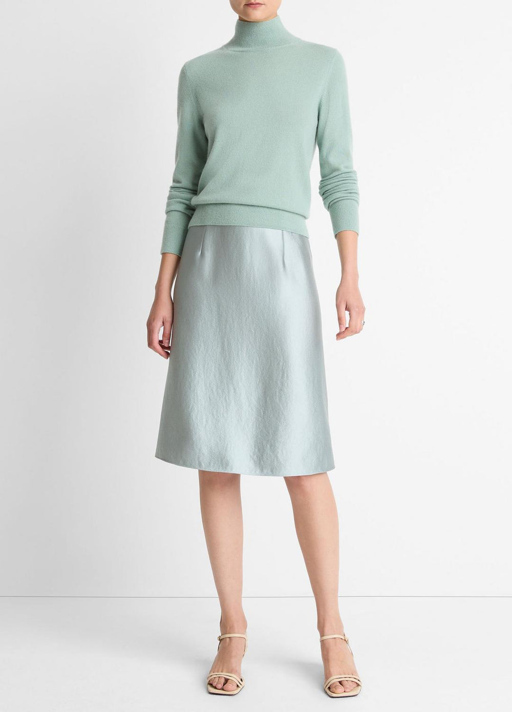 VINCE | Cashmere Turtleneck Sweater in Turtleneck - ALOE STONE