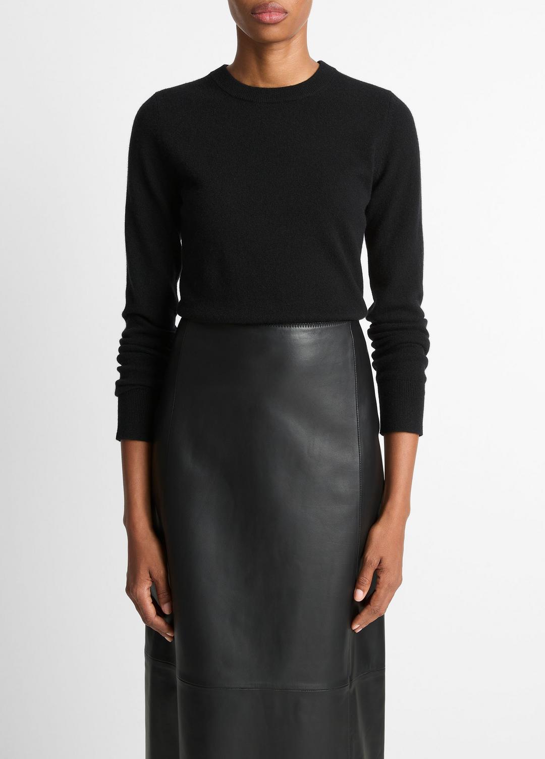VINCE | Cashmere Crew Neck Sweater in Crew Neck - BLACK