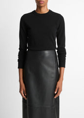 VINCE | Cashmere Crew Neck Sweater in Crew Neck - BLACK