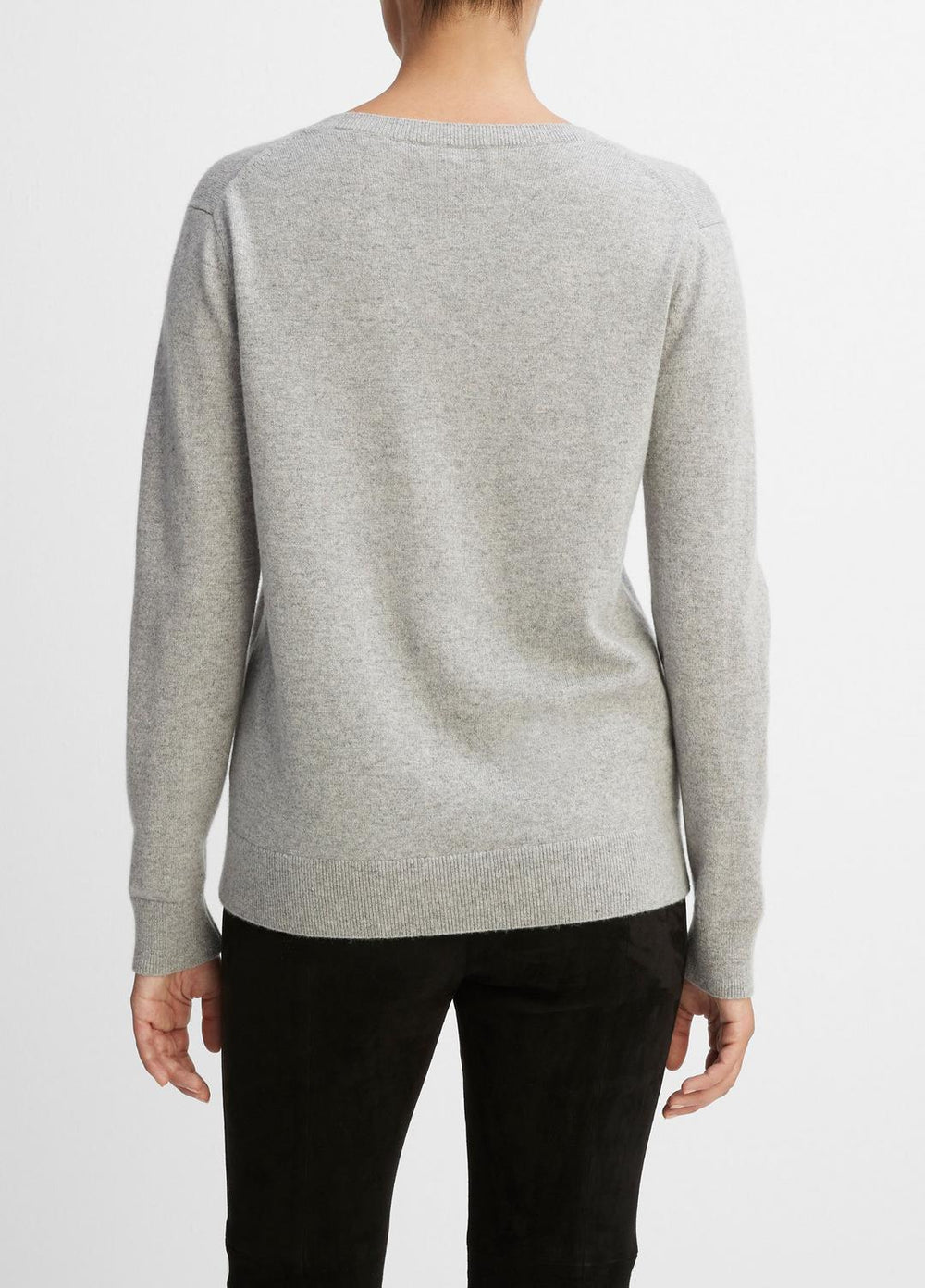 VINCE | Cashmere Weekend V-Neck Sweater in V-Neck - HEATHER STEEL