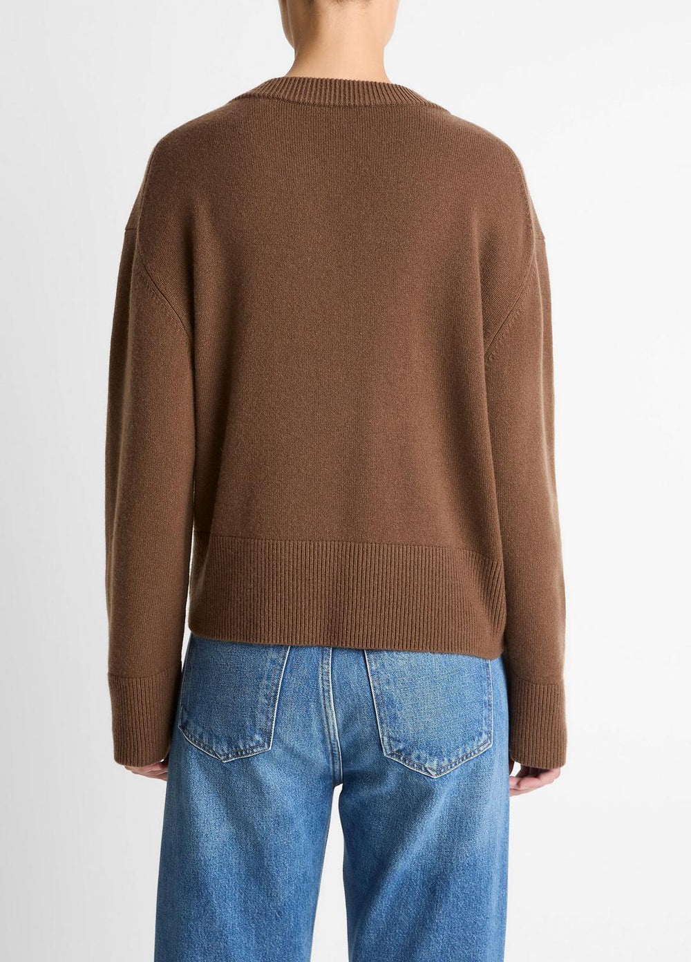 VINCE | Wool-Cashmere V-Neck Sweater in V-Neck - HAZELNUT