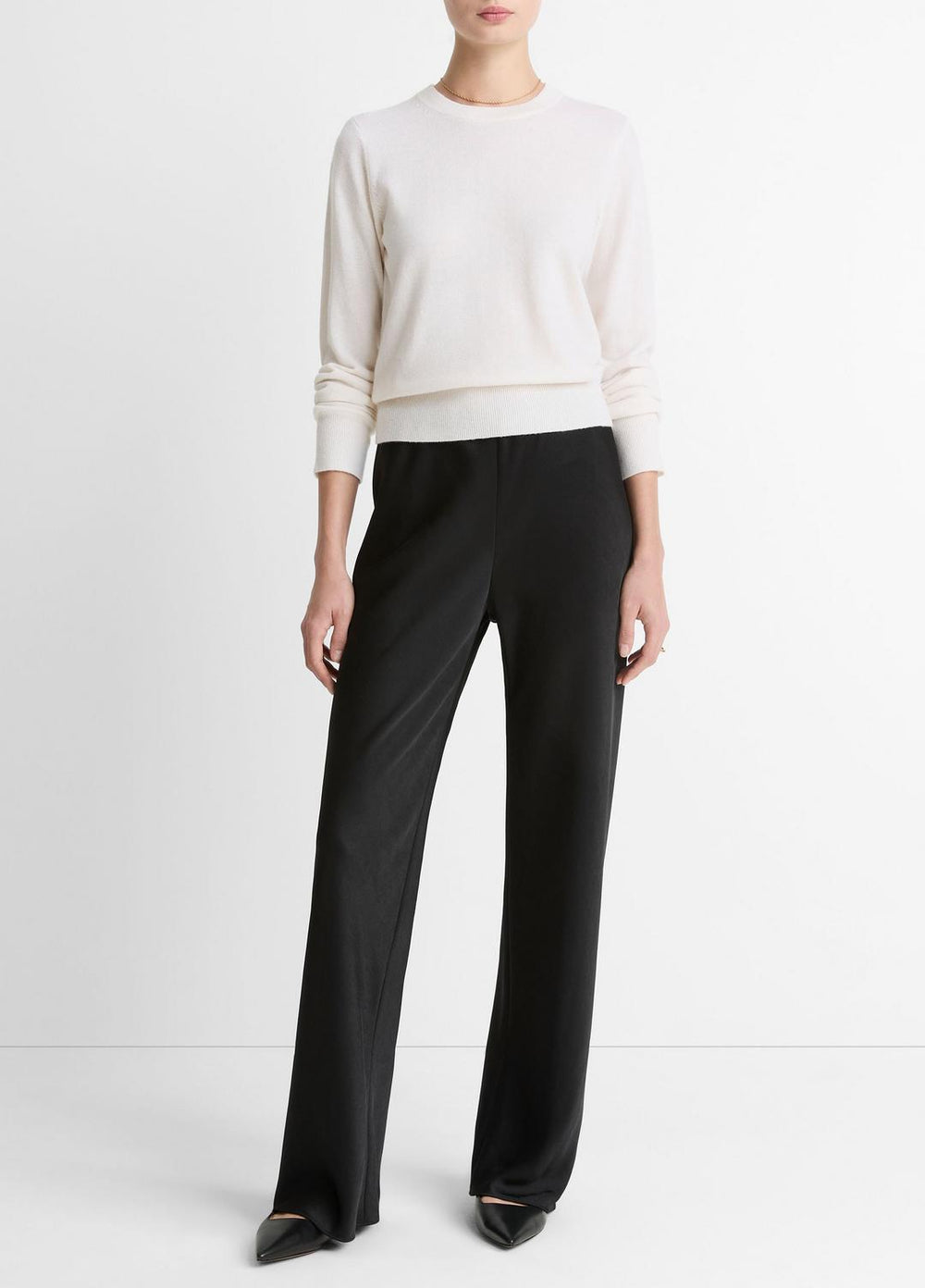 VINCE | Cashmere Crew Neck Sweater in Crew Neck - OFF WHITE