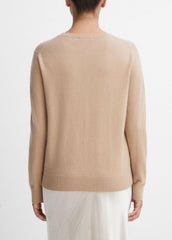 VINCE | Cashmere Weekend V-Neck Sweater in V-Neck - CAMEL