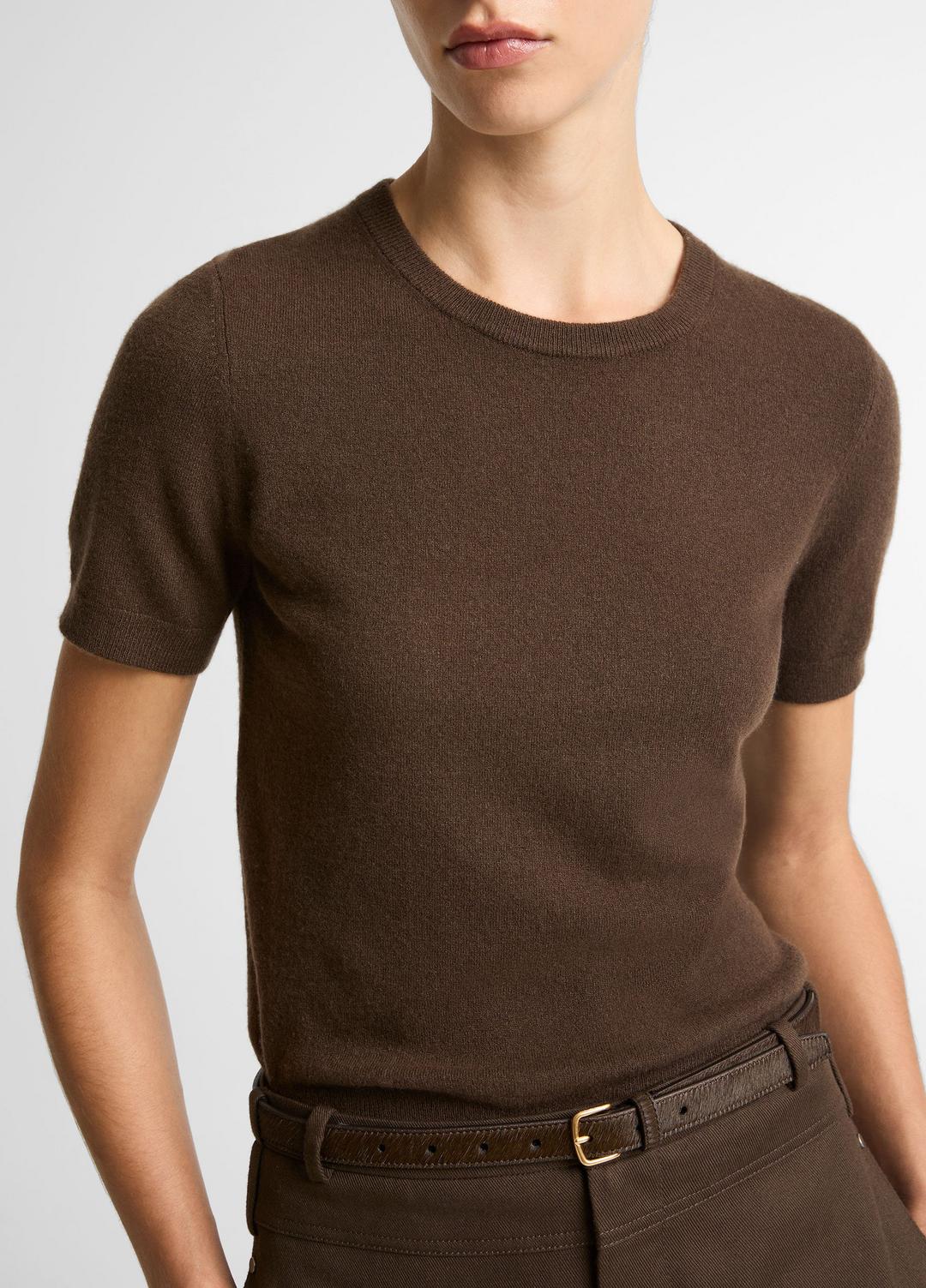 VINCE | Wool & Cashmere-Blend Short-Sleeve Sweater in Crew Neck - DARK BARK