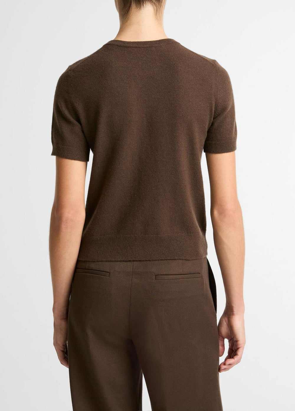 VINCE | Wool & Cashmere-Blend Short-Sleeve Sweater in Crew Neck - DARK BARK