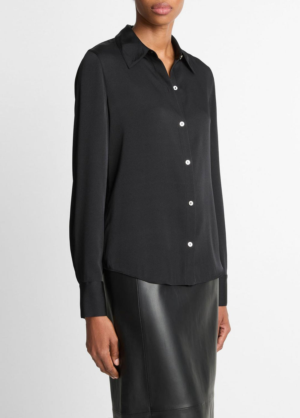 VINCE | Silk-Blend Slim Button-Front Blouse in Long Sleeve - BLACK