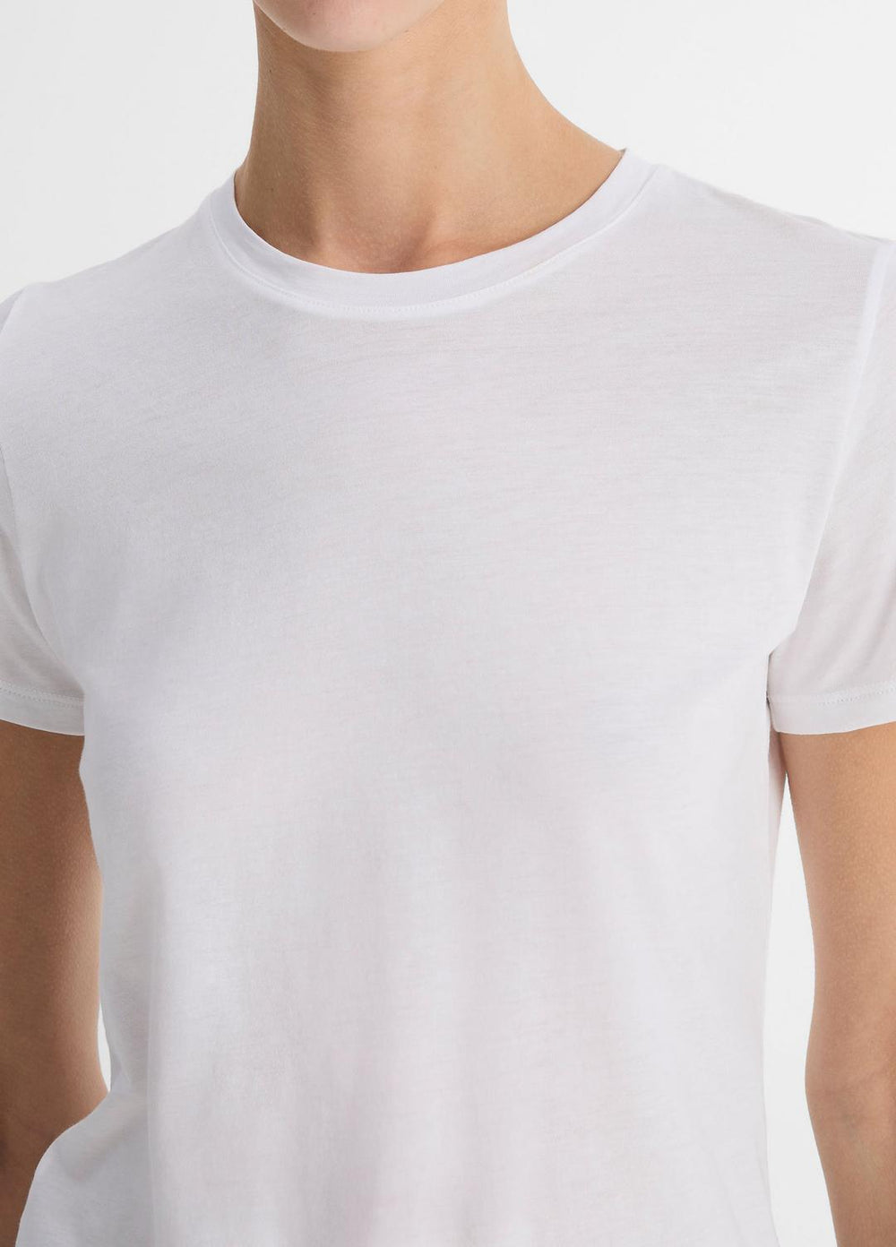 VINCE | Essential Pima Cotton Crew Neck T-Shirt in Short Sleeve - OPTIC WHITE