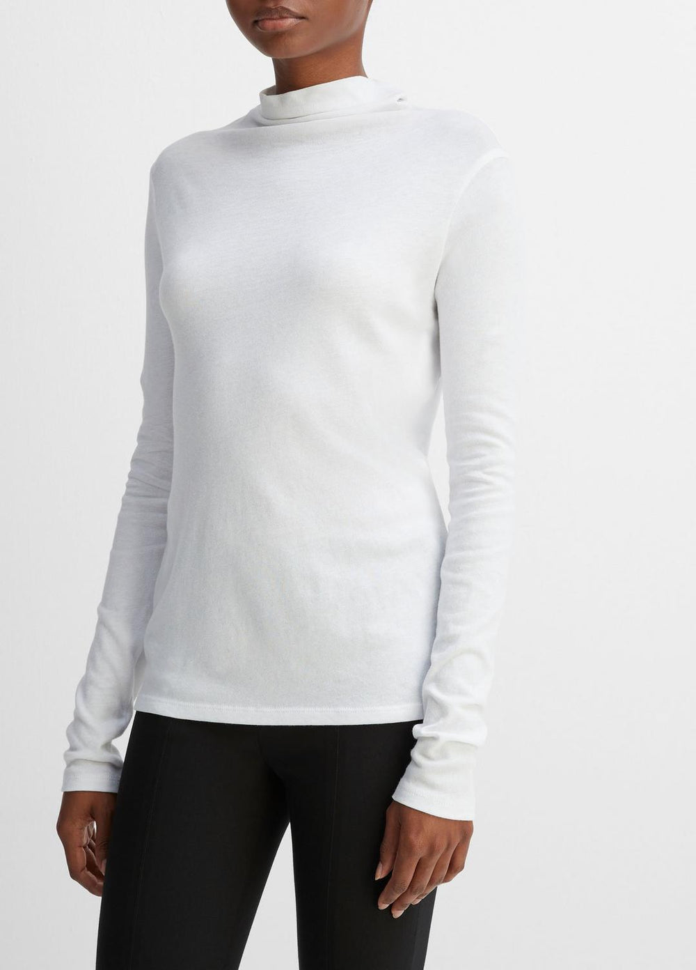 VINCE | Essential Long Sleeve Turtleneck in Long Sleeve - OPTIC WHITE