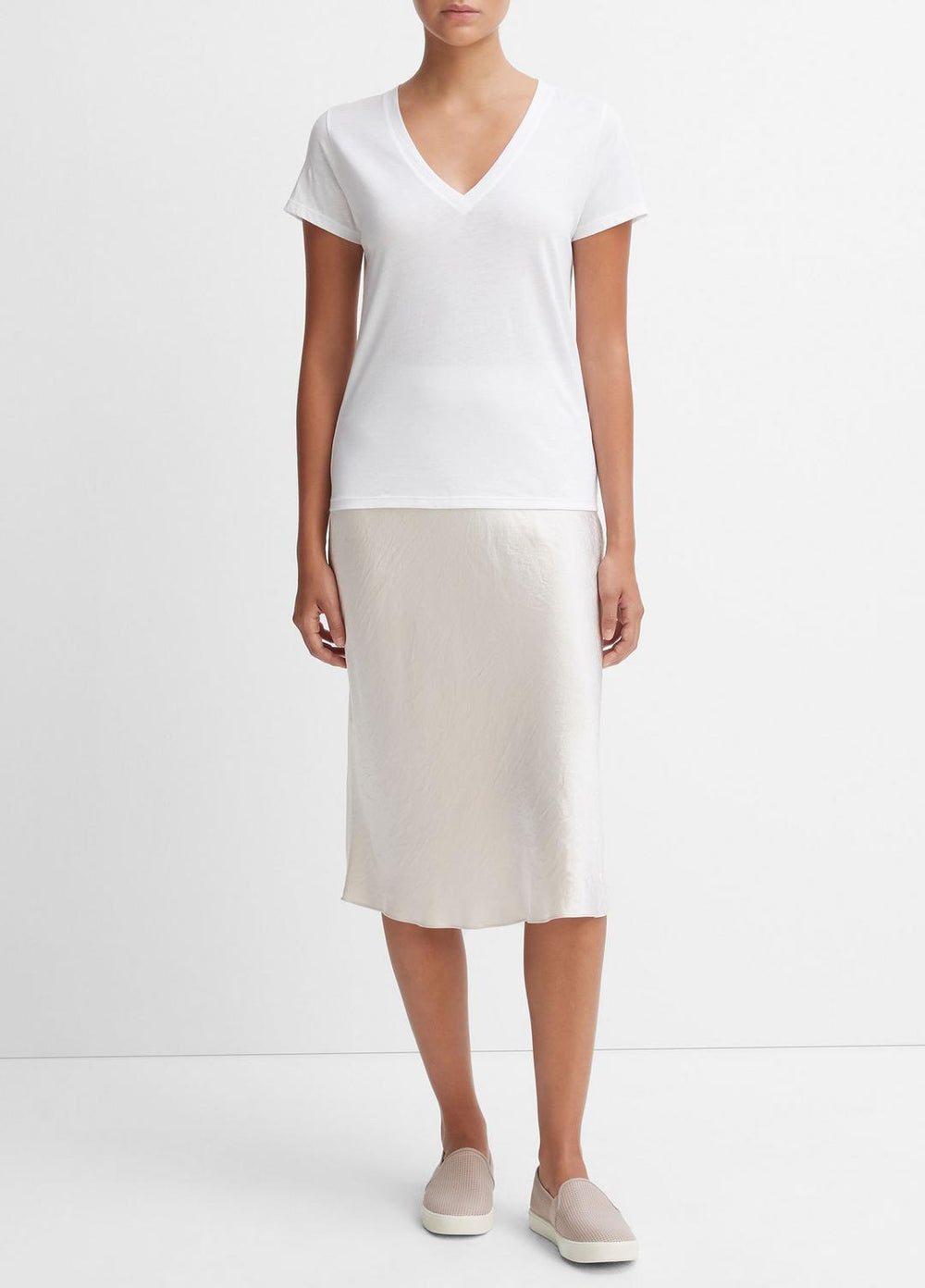 VINCE | Essential Pima Cotton V-Neck T-Shirt in Short Sleeve - OPTIC WHITE