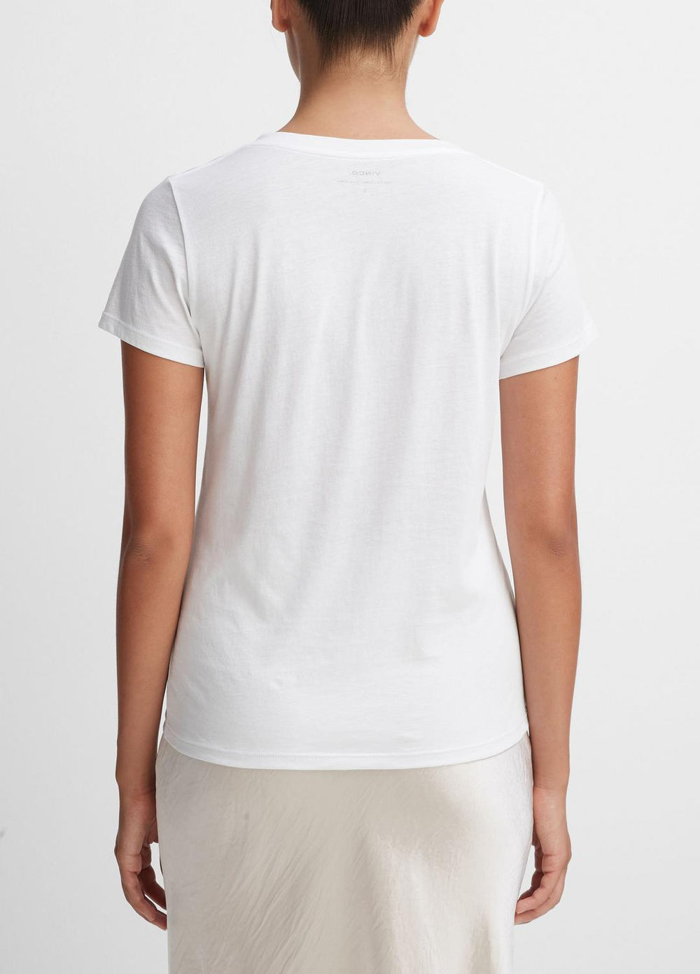 VINCE | Essential Pima Cotton V-Neck T-Shirt in Short Sleeve - OPTIC WHITE