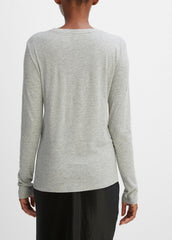 VINCE | Essential Long Sleeve Crew Neck T-Shirt in Long Sleeve - HEATHER GREY