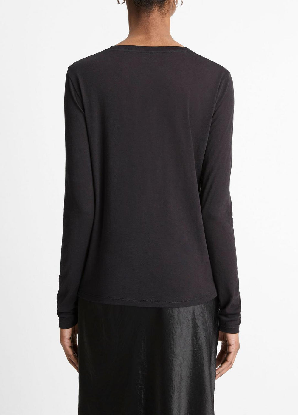 VINCE | Essential Long Sleeve Crew Neck T-Shirt in Long Sleeve - BLACK