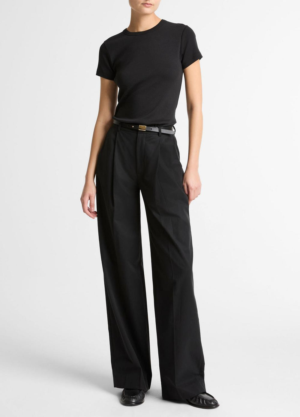 VINCE | Pima Cotton-Blend '90s Shrunken T-Shirt in Short Sleeve - BLACK