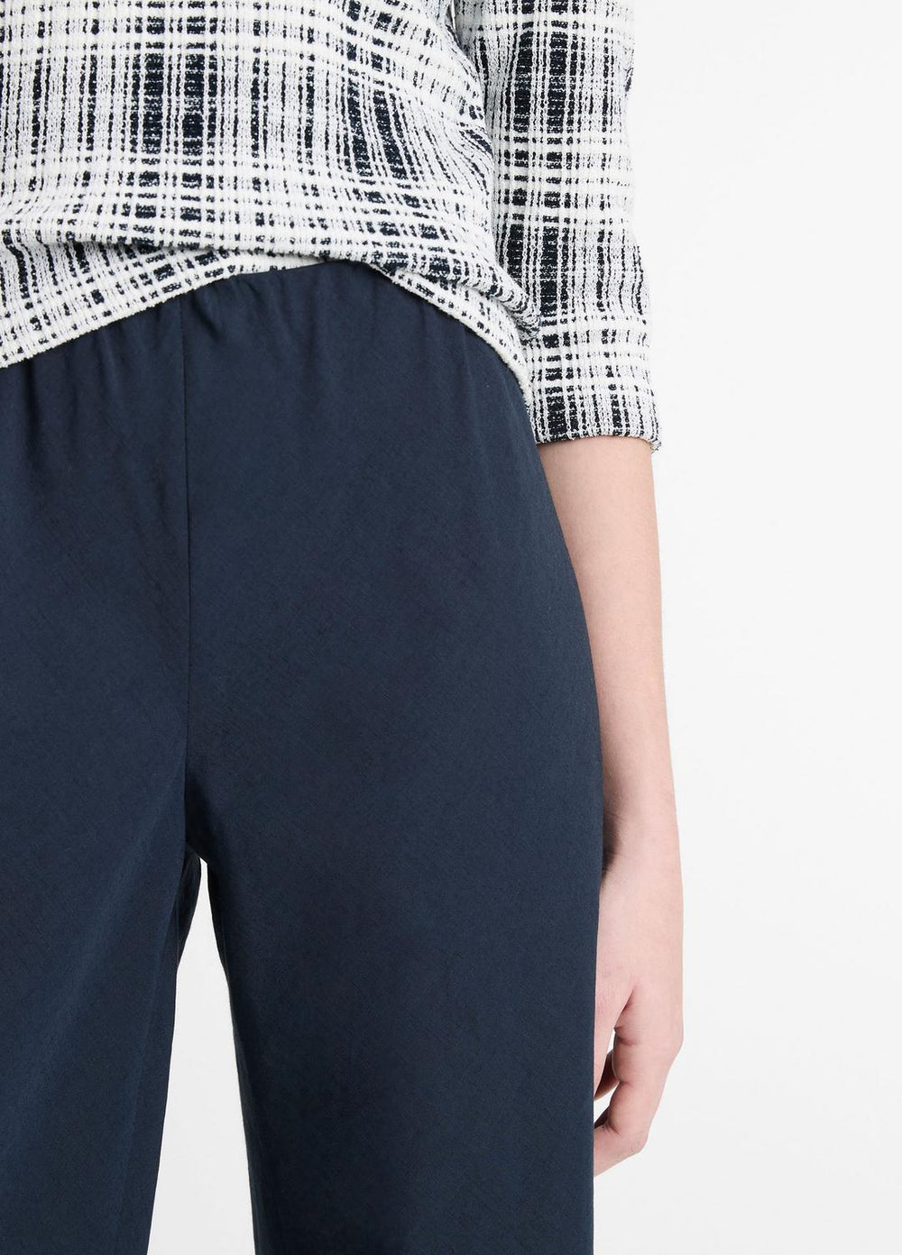 VINCE | Cotton-Blend High-Waist Bias Pant in Wide Leg - COASTAL BLUE