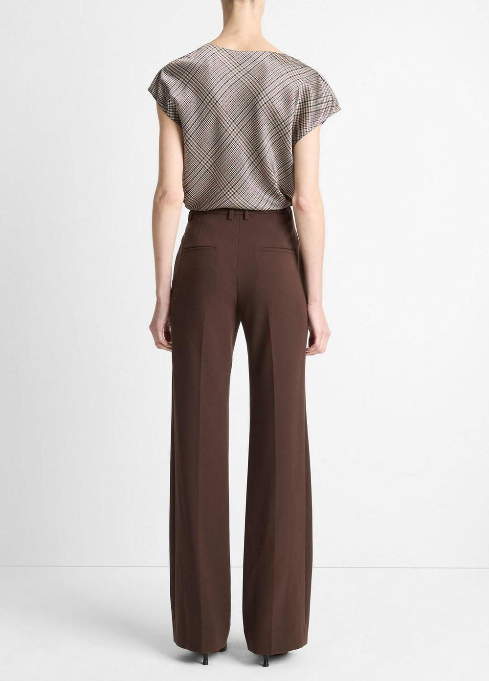 VINCE | Mid-Rise Tailored Flare Pant in Trousers - DEEP ESPRESSO