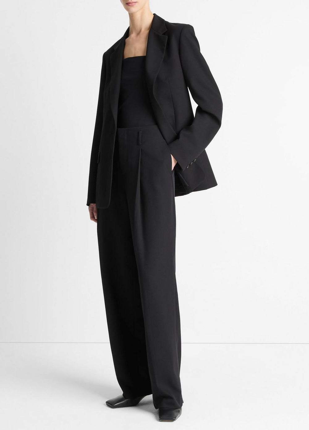 VINCE | High-Waist Pleated Trouser in Trousers - BLACK