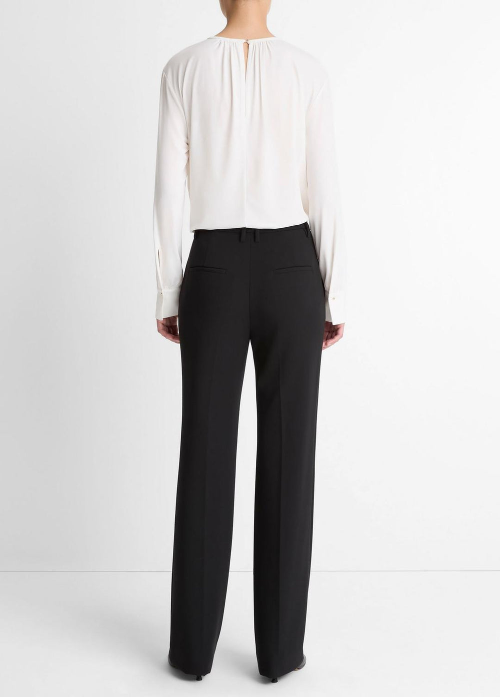 VINCE | Mid-Rise Tailored Flare Pant in Trousers - BLACK