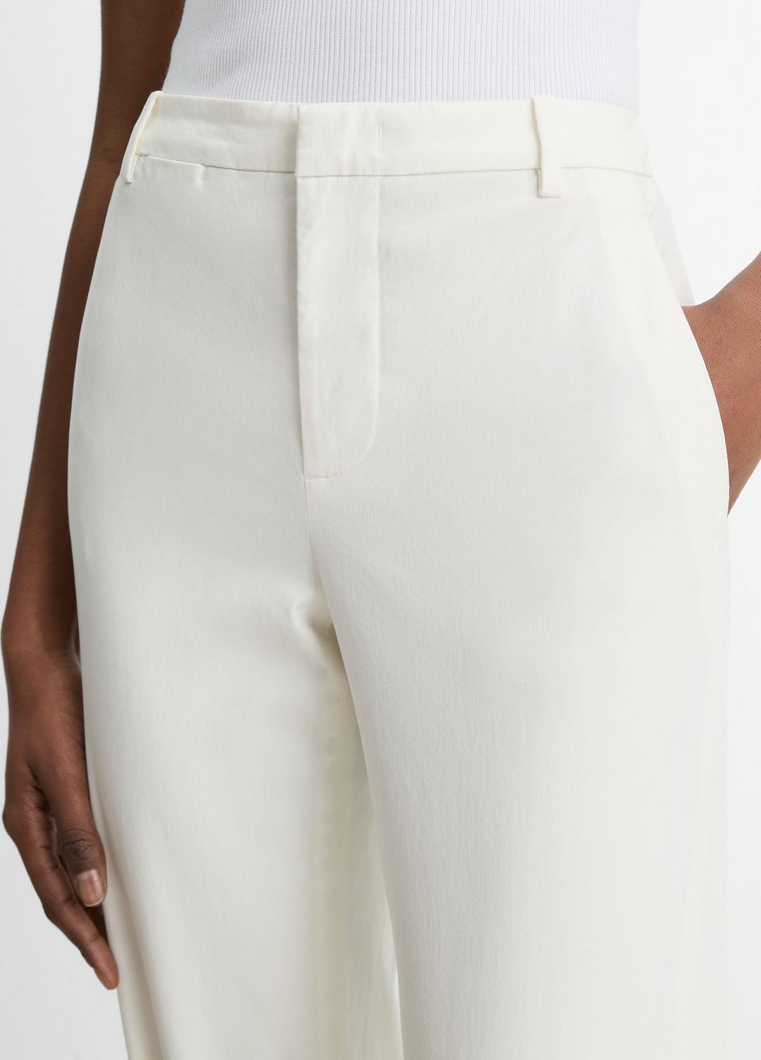 VINCE | Avery Mid-Rise Italian Stretch-Cotton Chino Pant in Trousers - OFF WHITE