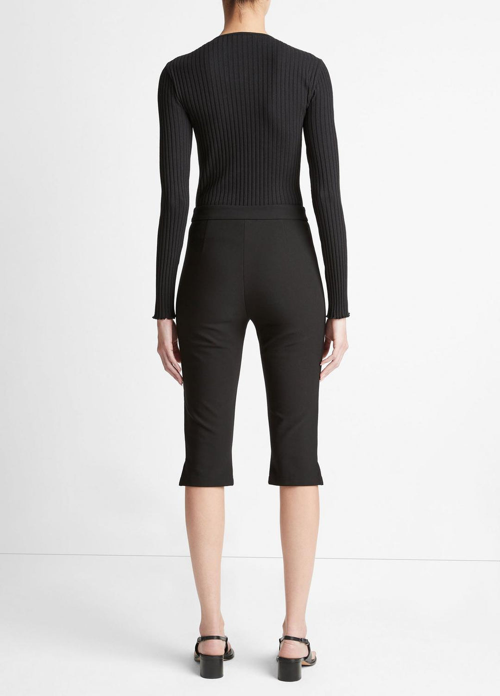 VINCE | Slim-Fit Capri in Pants - BLACK