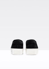 VINCE | Suede Warren Sneaker in Sneakers - BLACK