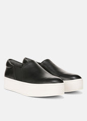 VINCE | Warren Leather Sneaker in Sneakers - BLACK