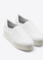 VINCE | Leather Warren Sneaker in Sneakers - PLASTER