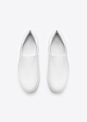 VINCE | Leather Warren Sneaker in Sneakers - PLASTER