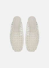 VINCE | Barcelona Jelly Sandal in Sandals - CLEAR
