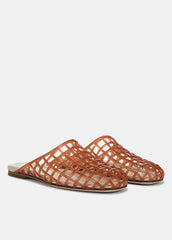 VINCE | Barcelona Jelly Sandal in Sandals - DARK AMBER