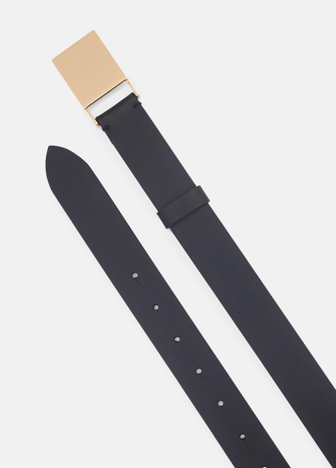 VINCE | Women's 30mm Plaque Leather Belt in Belts - BLACK/POLISHED GOLD